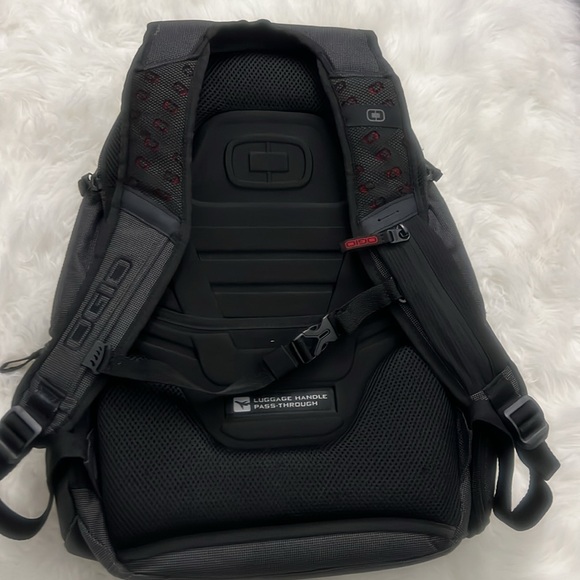 Ogio Backpack Gambit Laptop Backpack - Picture 7 of 7